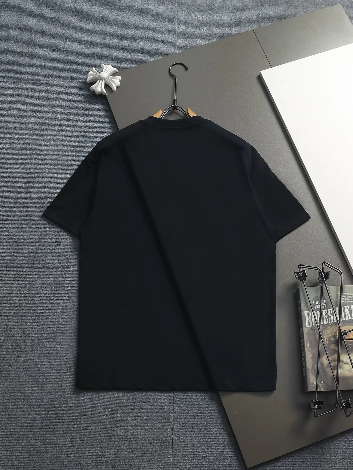 MONCLER LOGO 🪡 Logo ， Retro Same Style T 260 Versatile : Black White Size：XS~L